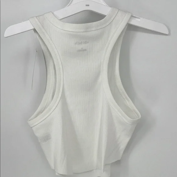 Wild Fable White Crop Tank Top with Football Patch Women’s Medium - Picture 3 of 4